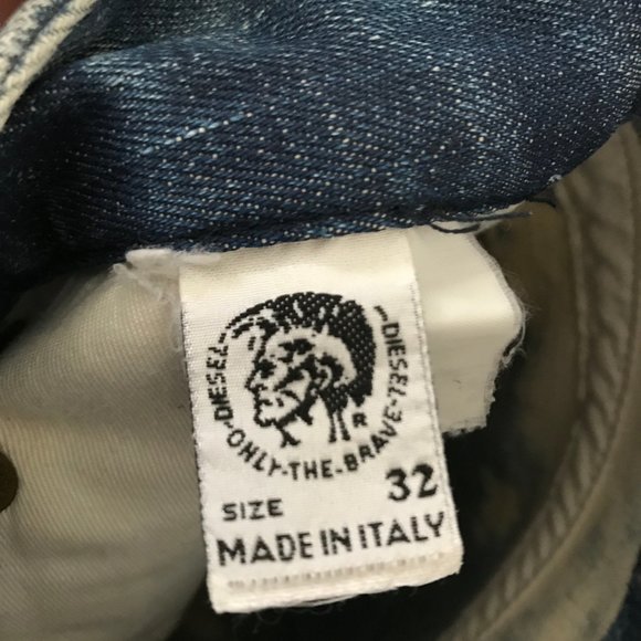 Diesel Denim Gallery Collectors Piece #043/308 - Picture 9 of 10